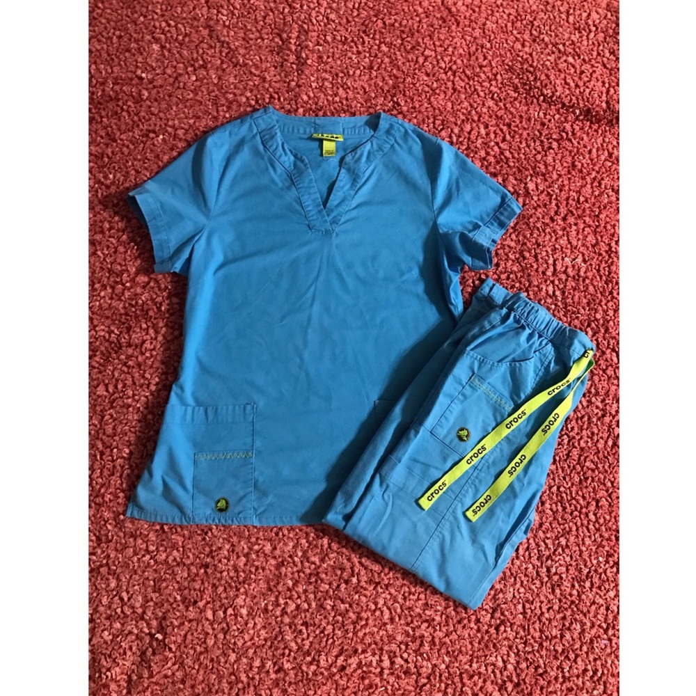 CROCS Aqua S/XSP Scrub Top and Pants Set